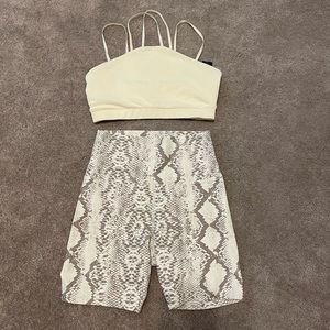 BR workout set Sz S - moving must go !!